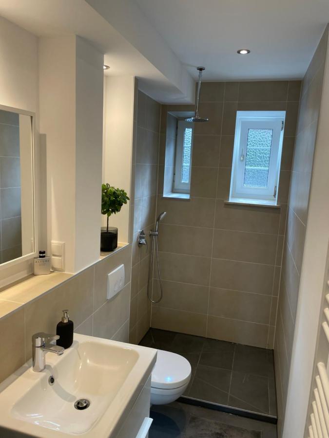 Wh Immobilien Design Rainshower Apartment